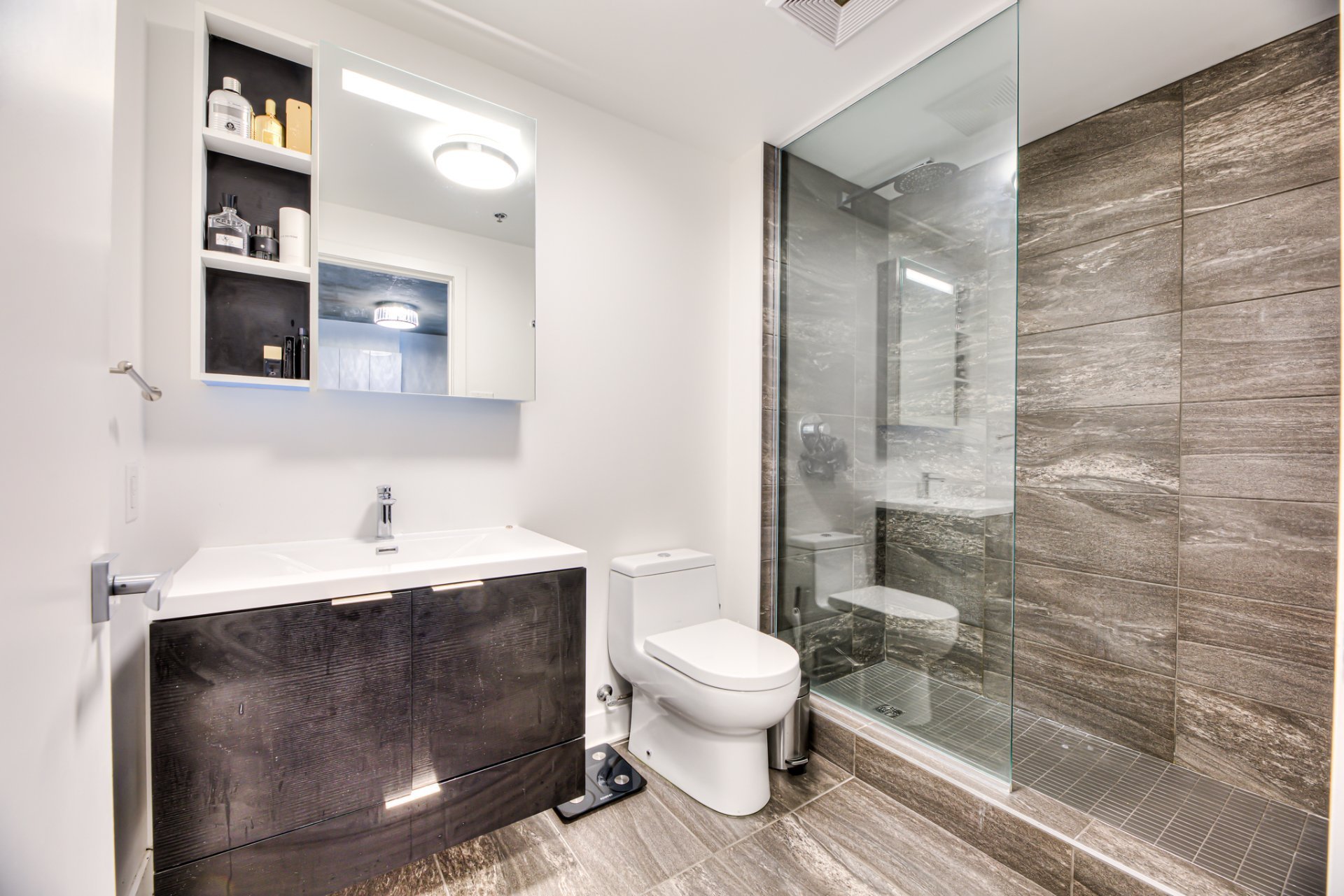 Condo — 13