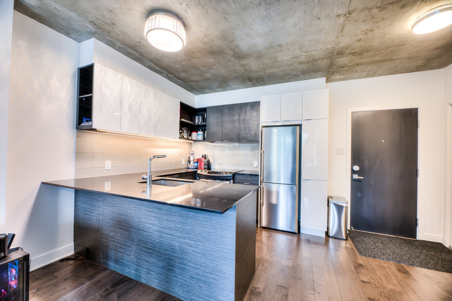 Condo — 11