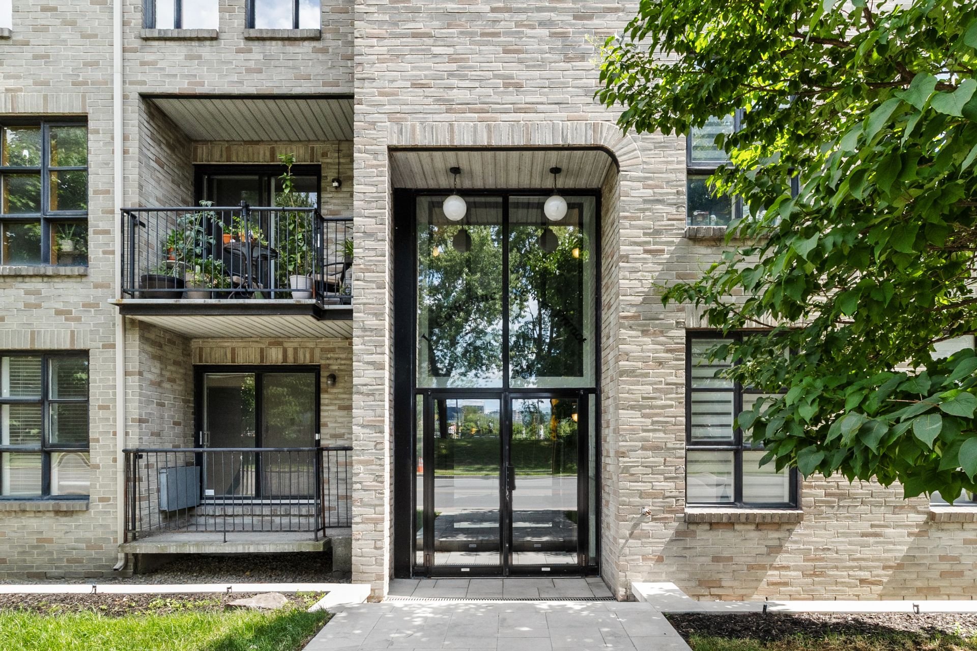 Condo — 22