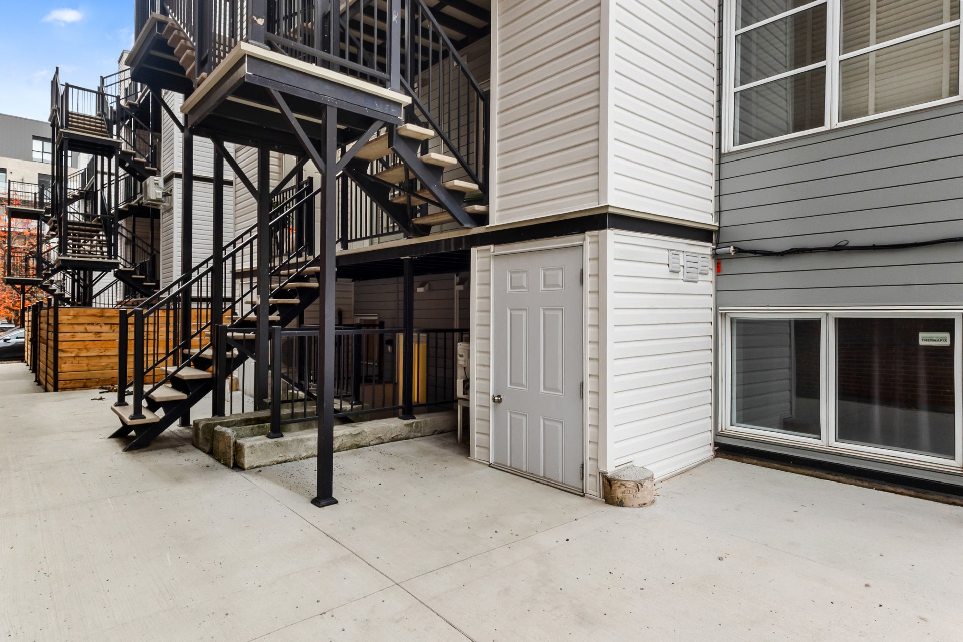 Condo — 21