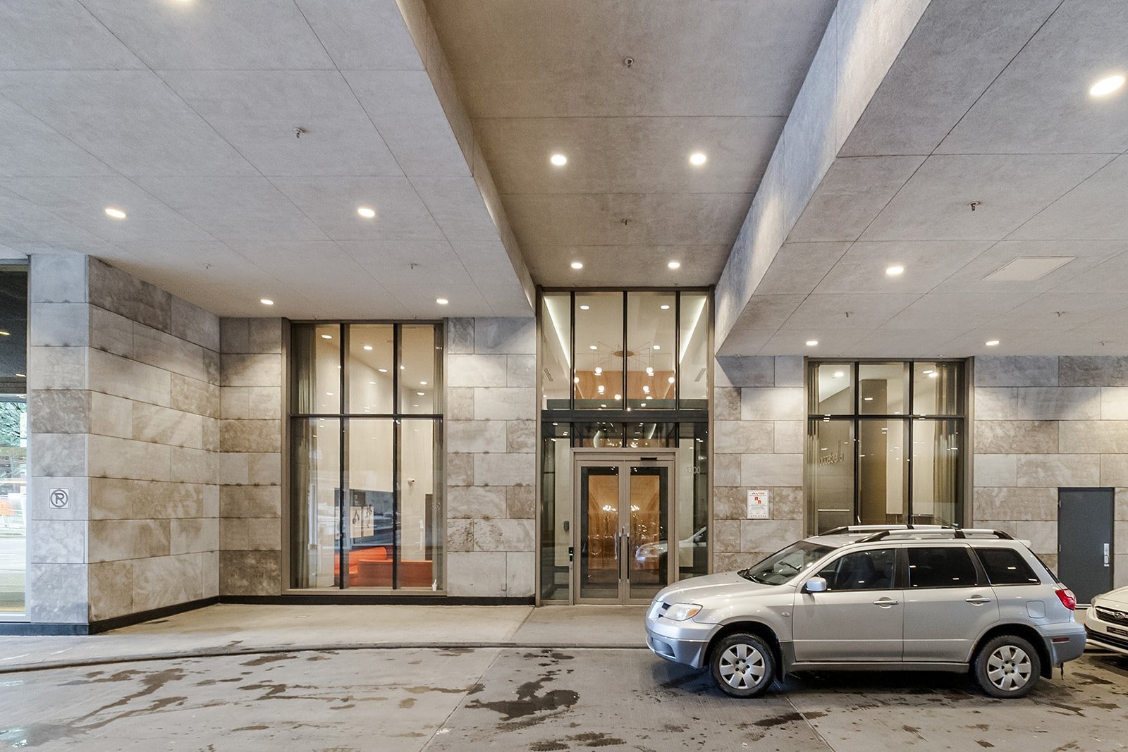 Condo — 24