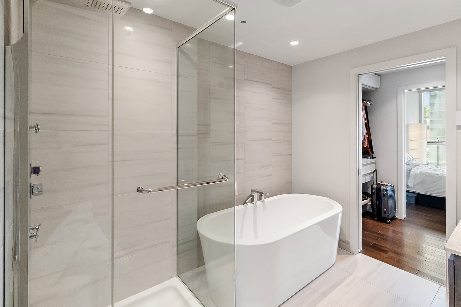 Condo — 18