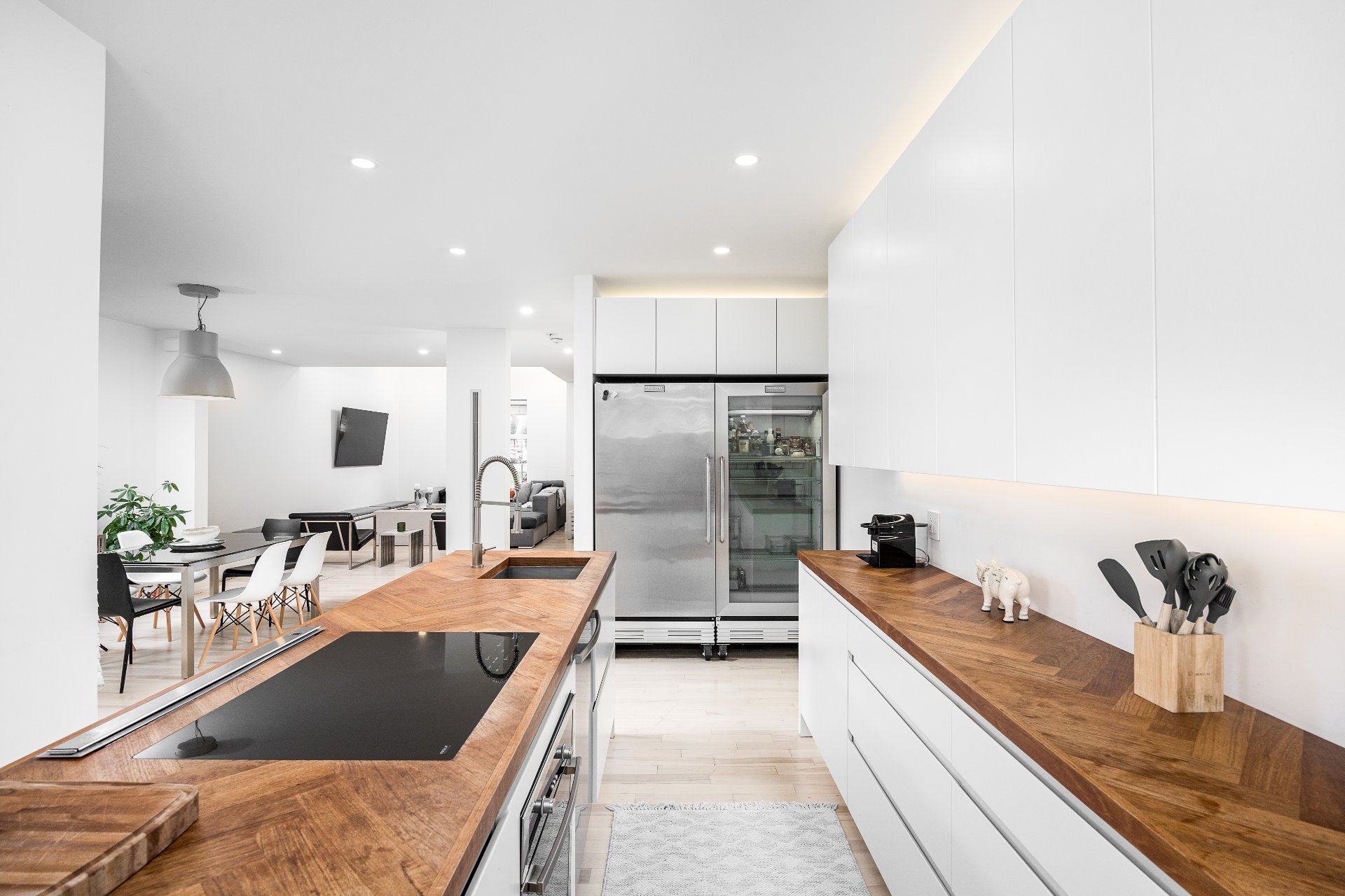 5704 Rue St-Dominique
