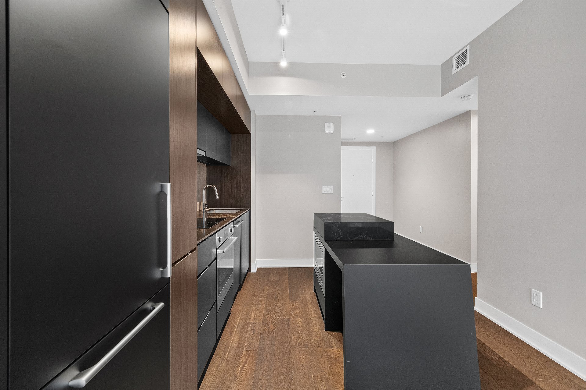 Condo — 6