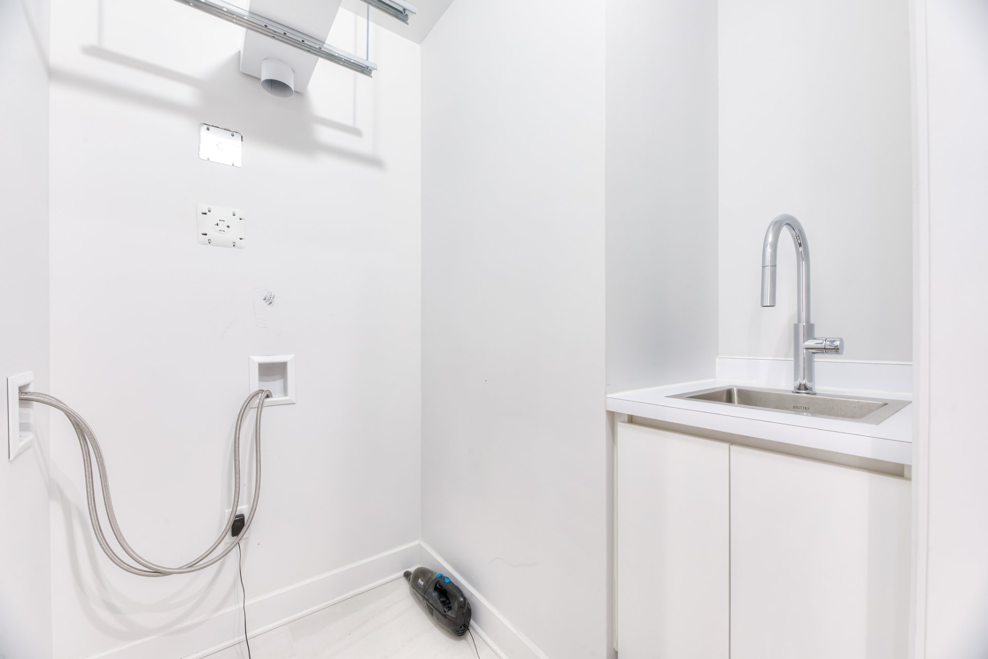 Condo — 20