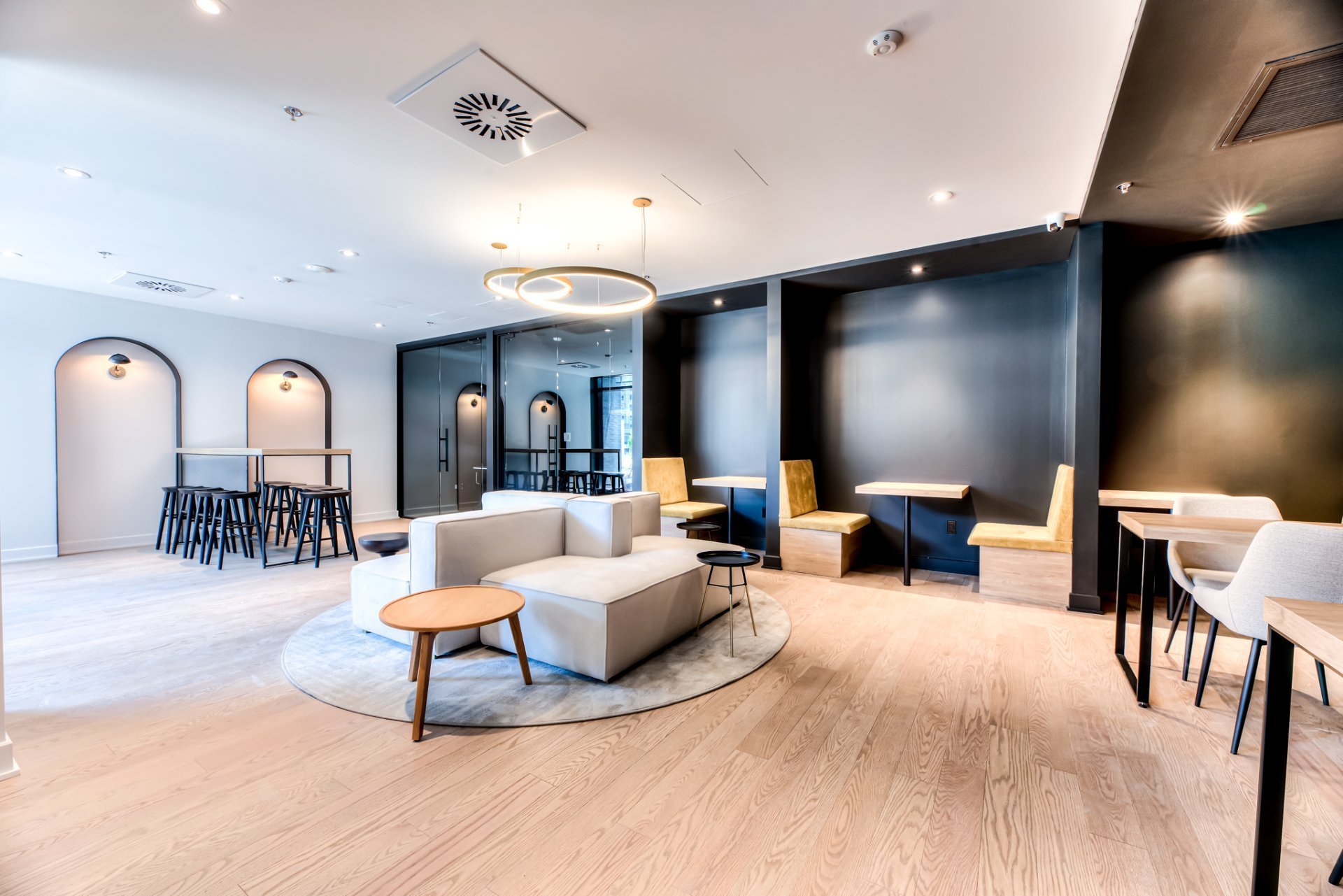 Condo — 32