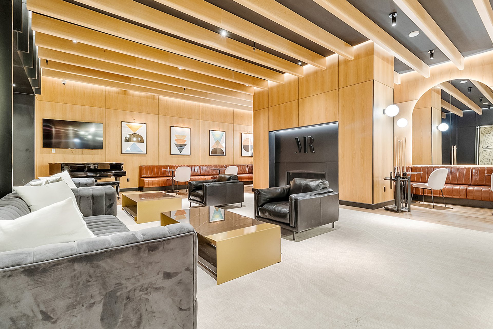 Condo — 25