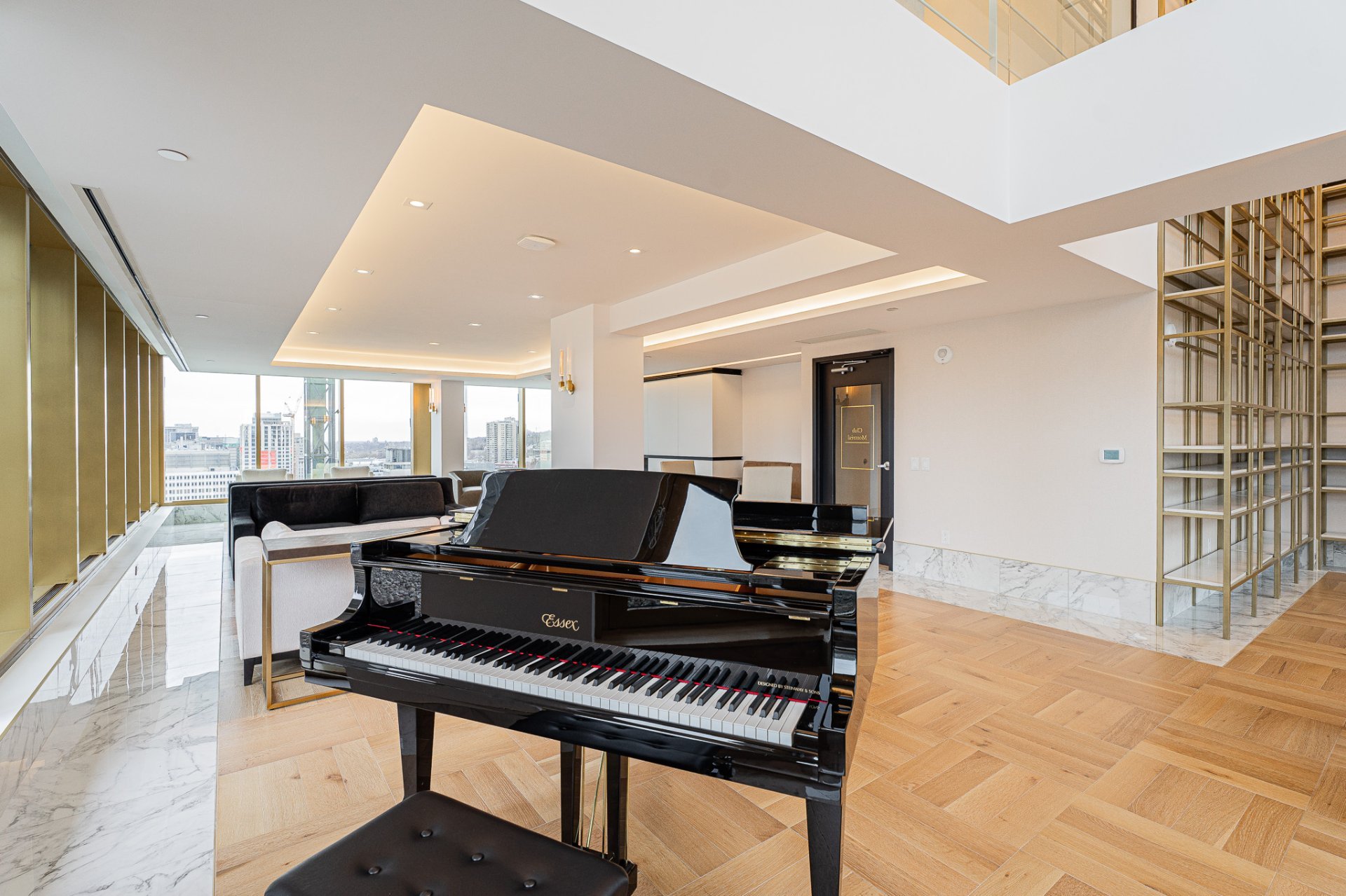 Condo — 32