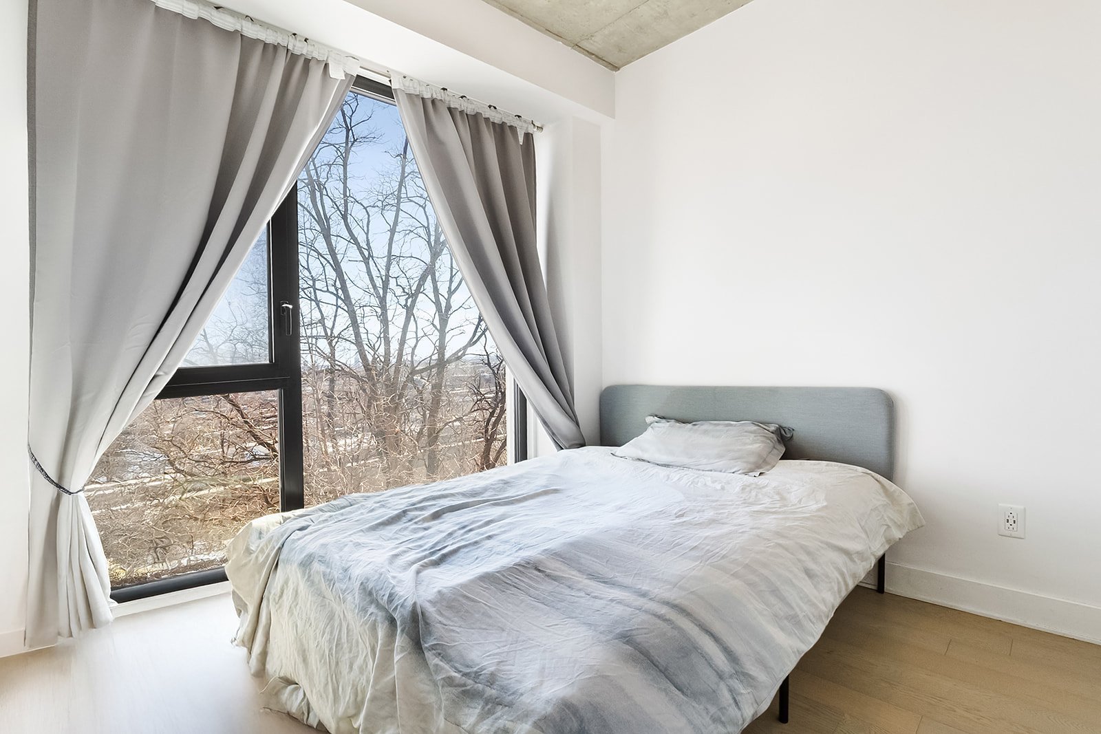 Condo — 10
