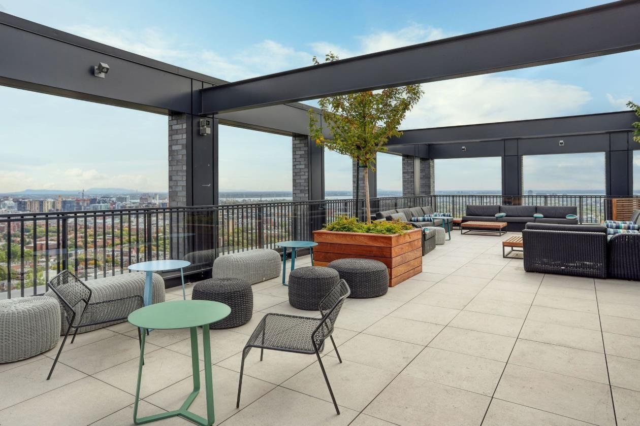 Condo — 17
