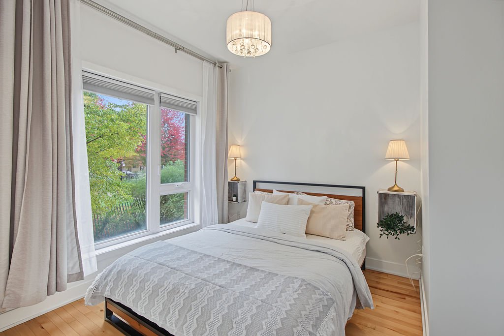 Primary bedroom – 4751, Rue St-Ambroise, apt. 104