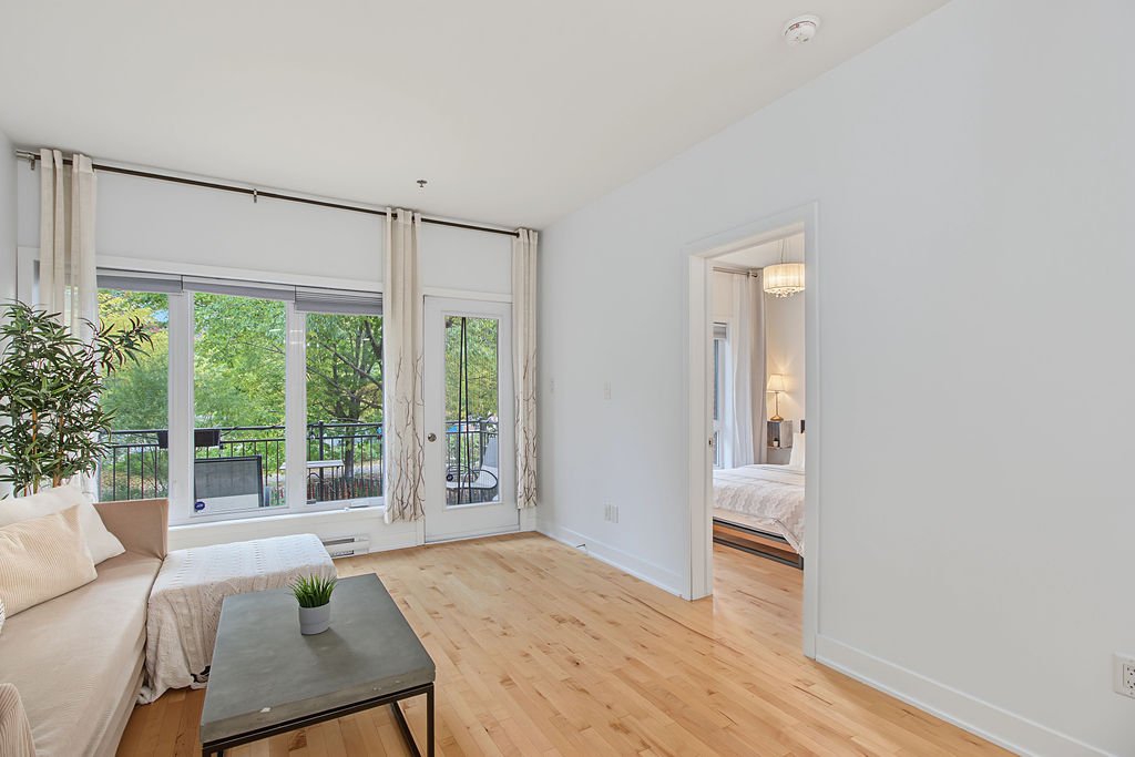 Living room – 4751, Rue St-Ambroise, apt. 104