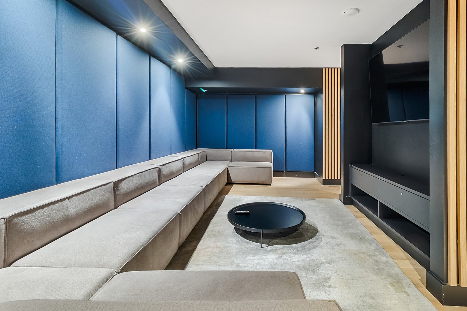 Condo — 21