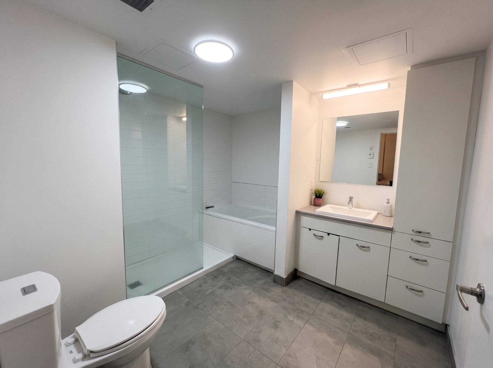Condo — 10