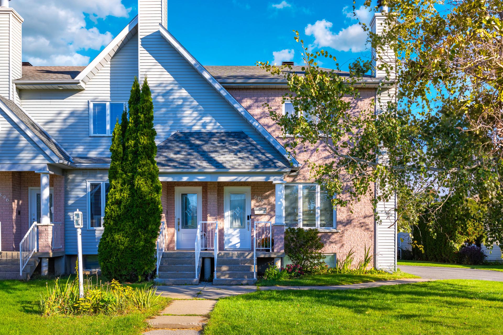 600 Av. Henri-Lamoureux, Saint-Jean-sur-Richelieu