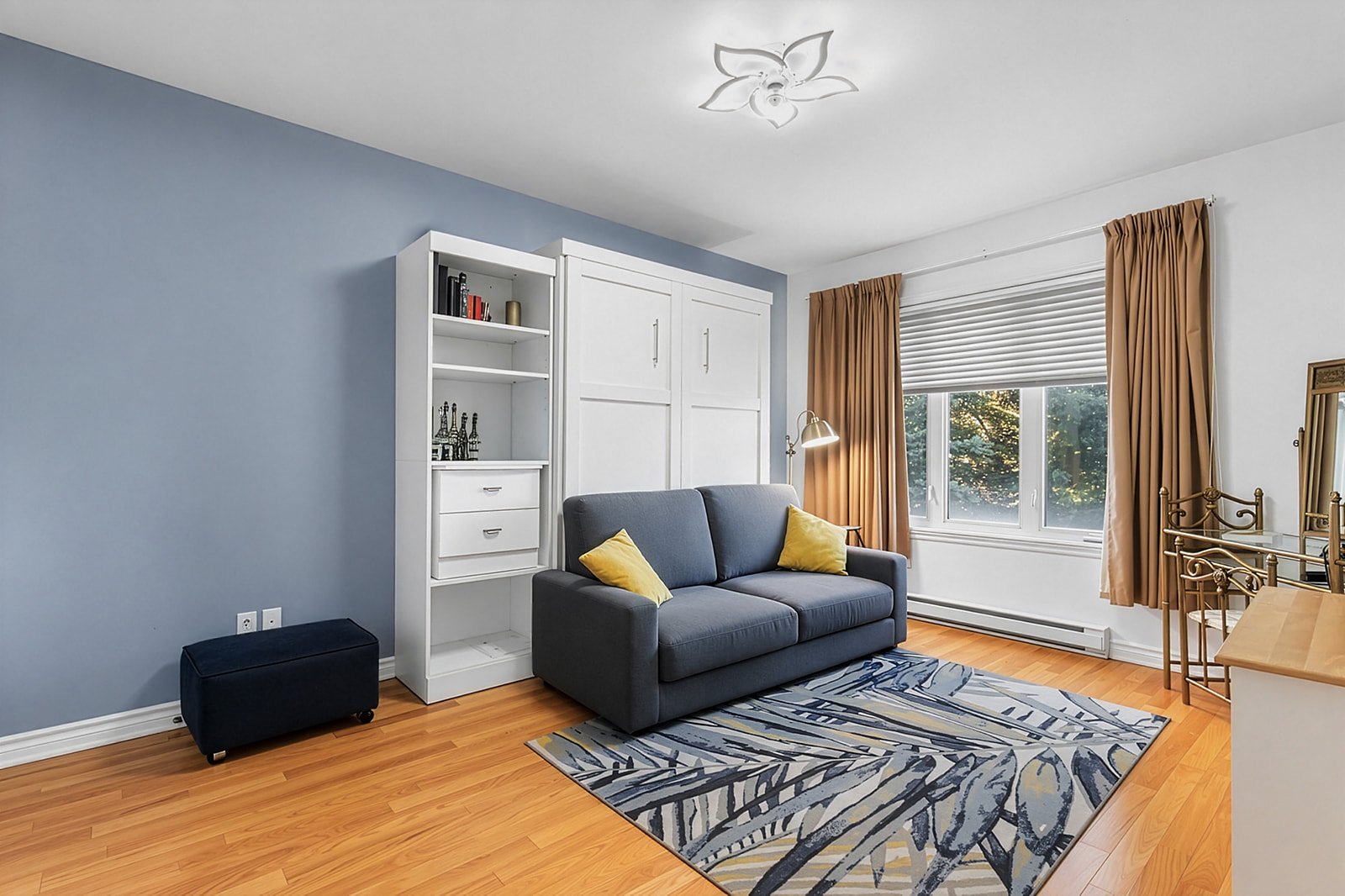 Condo — 21