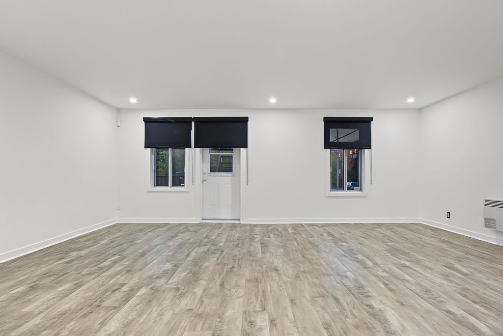 Overall view – 4651Z-4653Z, Rue Notre-Dame O.