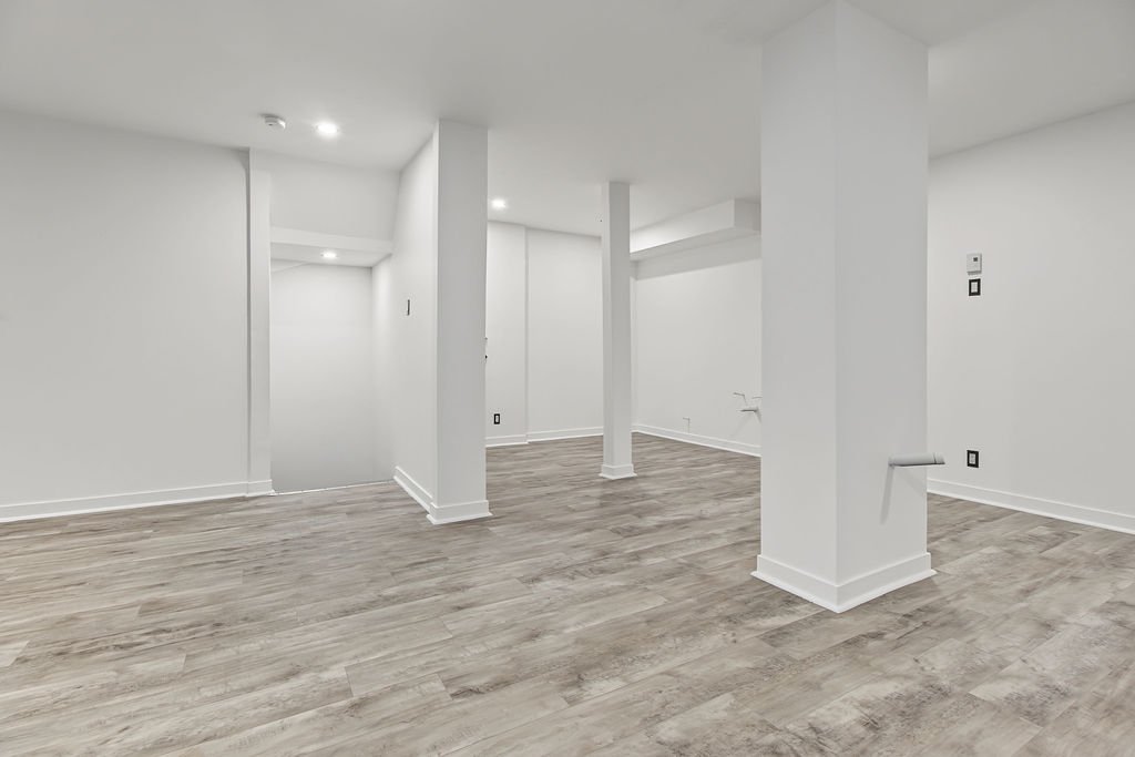 Overall view – 4651Z-4653Z, Rue Notre-Dame O.