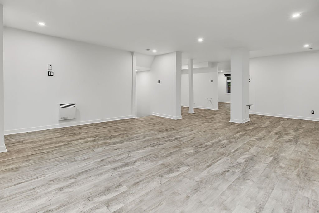 Overall view – 4651Z-4653Z, Rue Notre-Dame O.