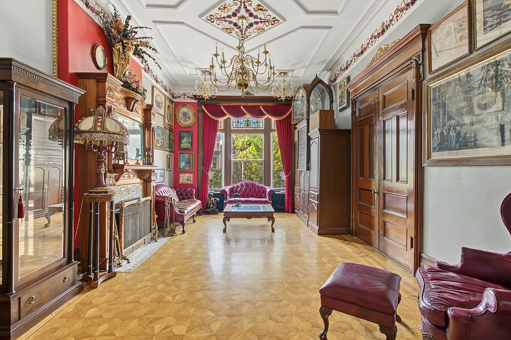 Living room – 920-922, Rue Cherrier