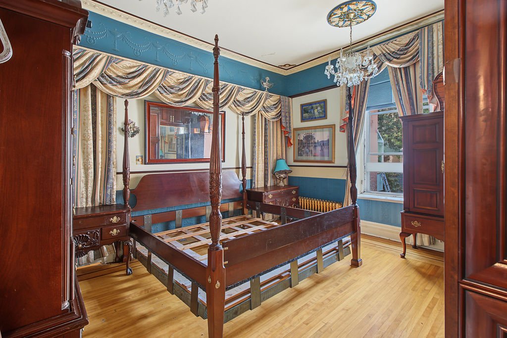 Primary bedroom – 920-922, Rue Cherrier
