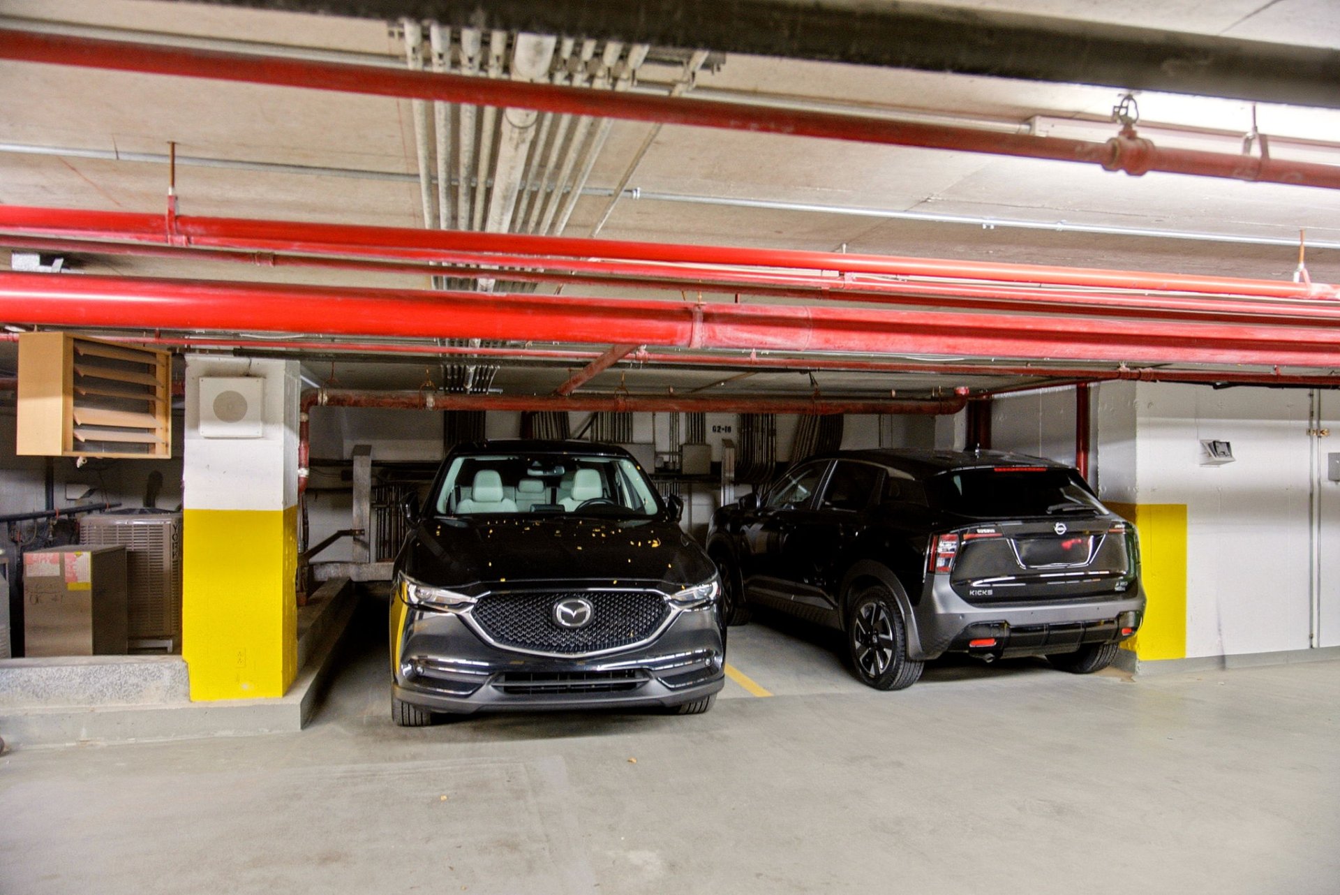 Parking – 1515, Av. du Docteur-Penfield, apt. 1005