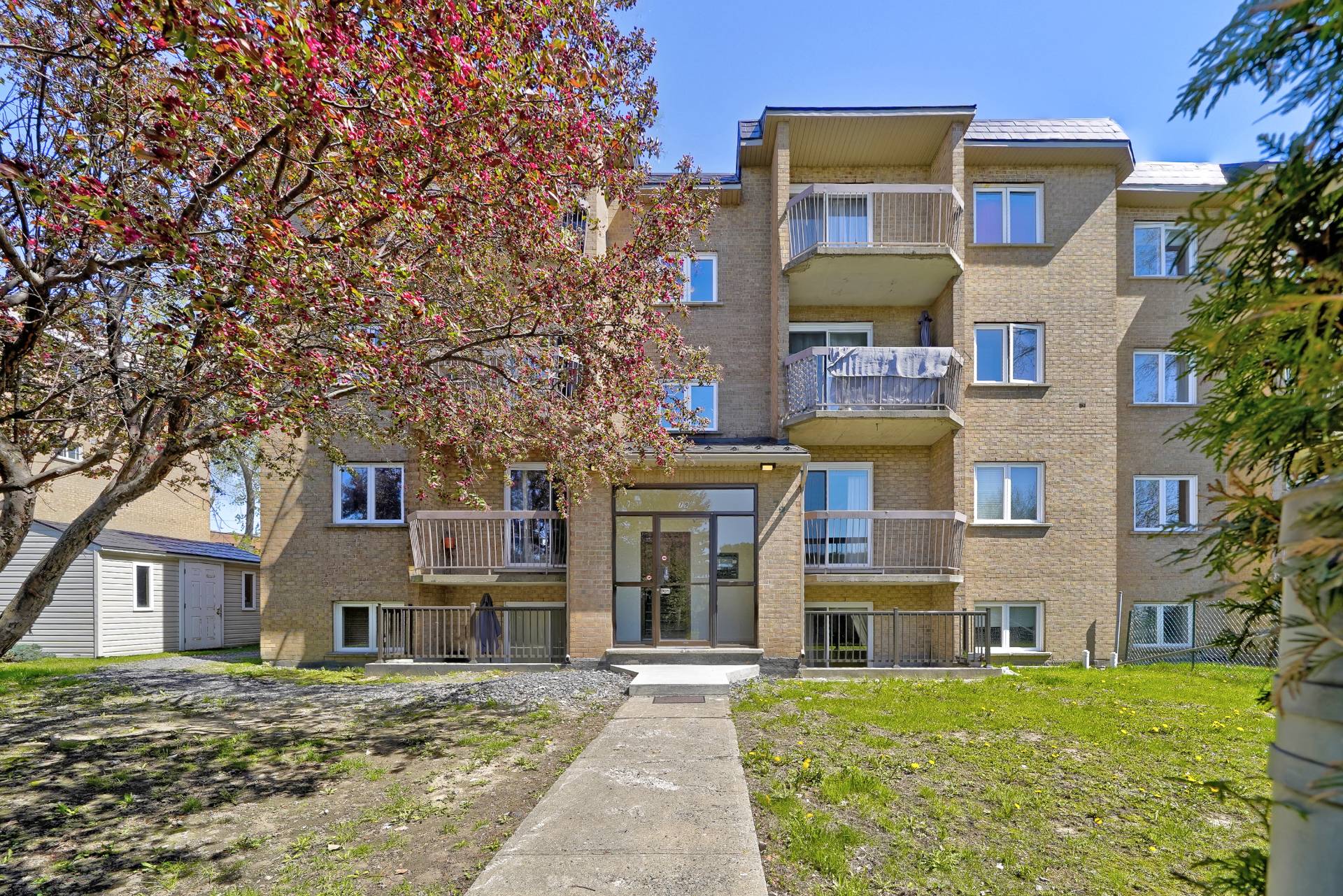79 Boul. Jean-Paul-Vincent #3, Longueuil (Le Vieux-Longueuil), QC, J4G1Y4