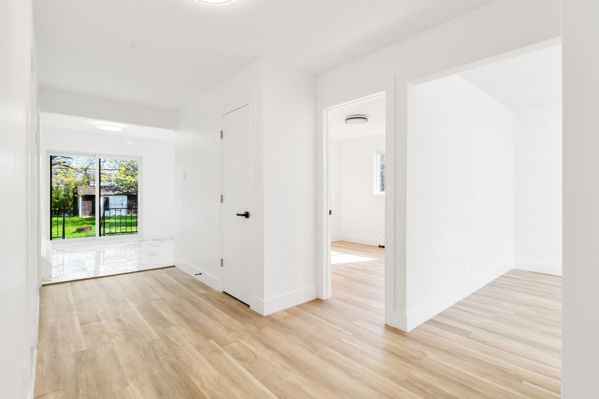 Condo 3 chambres à louer, Av. Albanie, Noms de rues (A) — photo 5