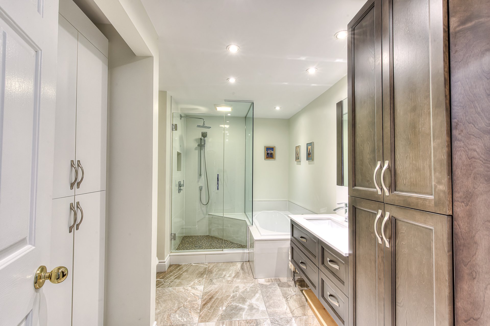 2190 Boul. Shevchenko Condo thumbnail 9