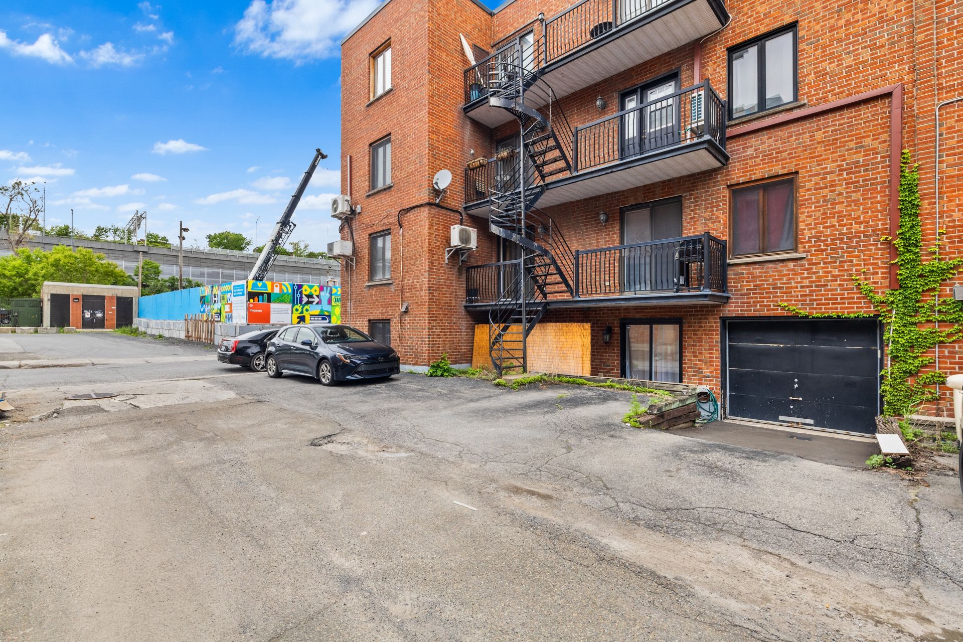 Back facade – 1010, Rue Ste-Marguerite, apt. 1