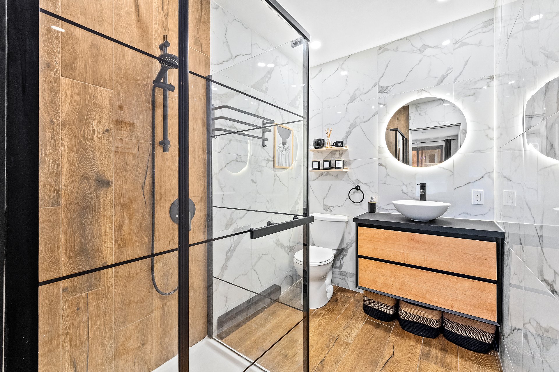 Ensuite bathroom – 1010, Rue Ste-Marguerite, apt. 1