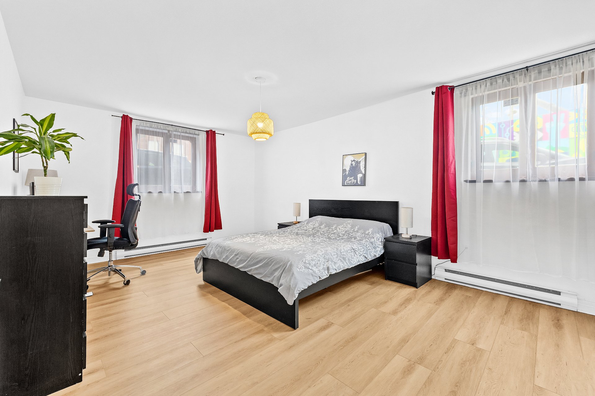 Bedroom – 1010, Rue Ste-Marguerite, apt. 1