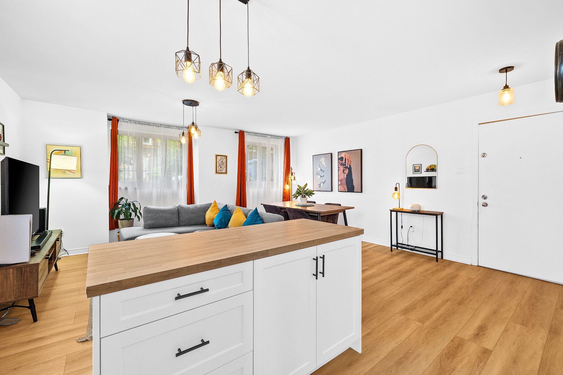 Overall view – 1010, Rue Ste-Marguerite, apt. 1