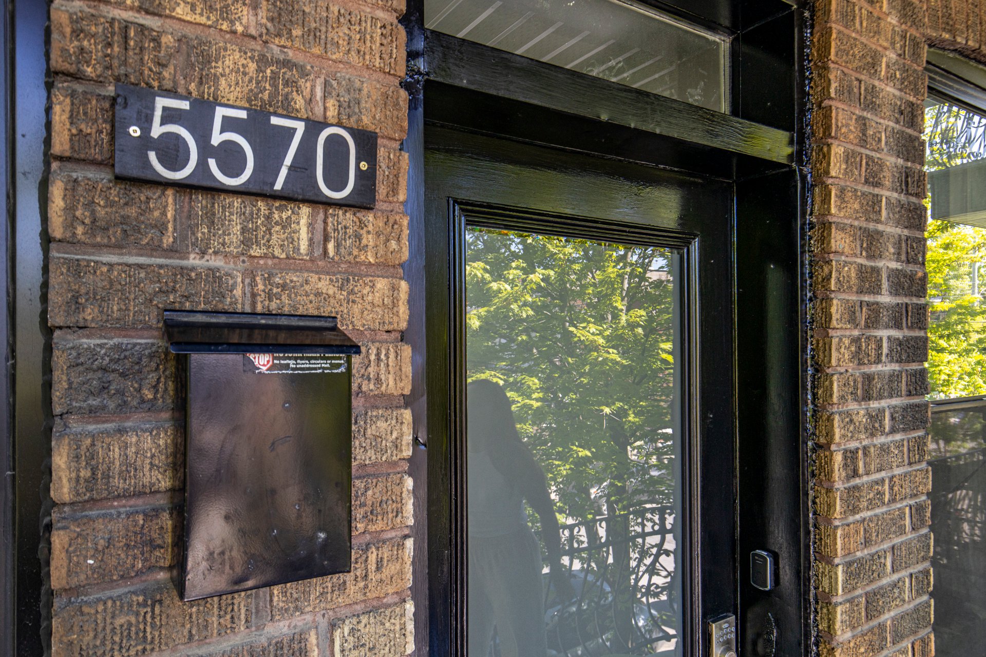 Triplex — 46