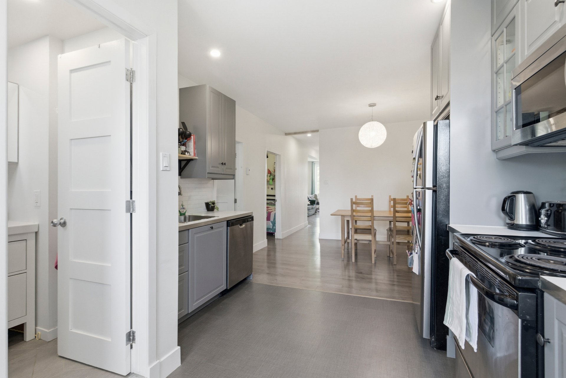 Triplex — 72