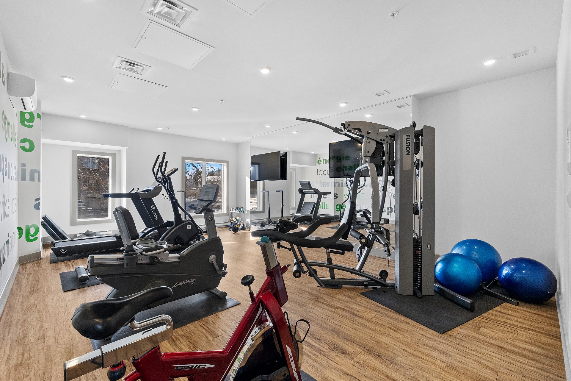 Condo — 15
