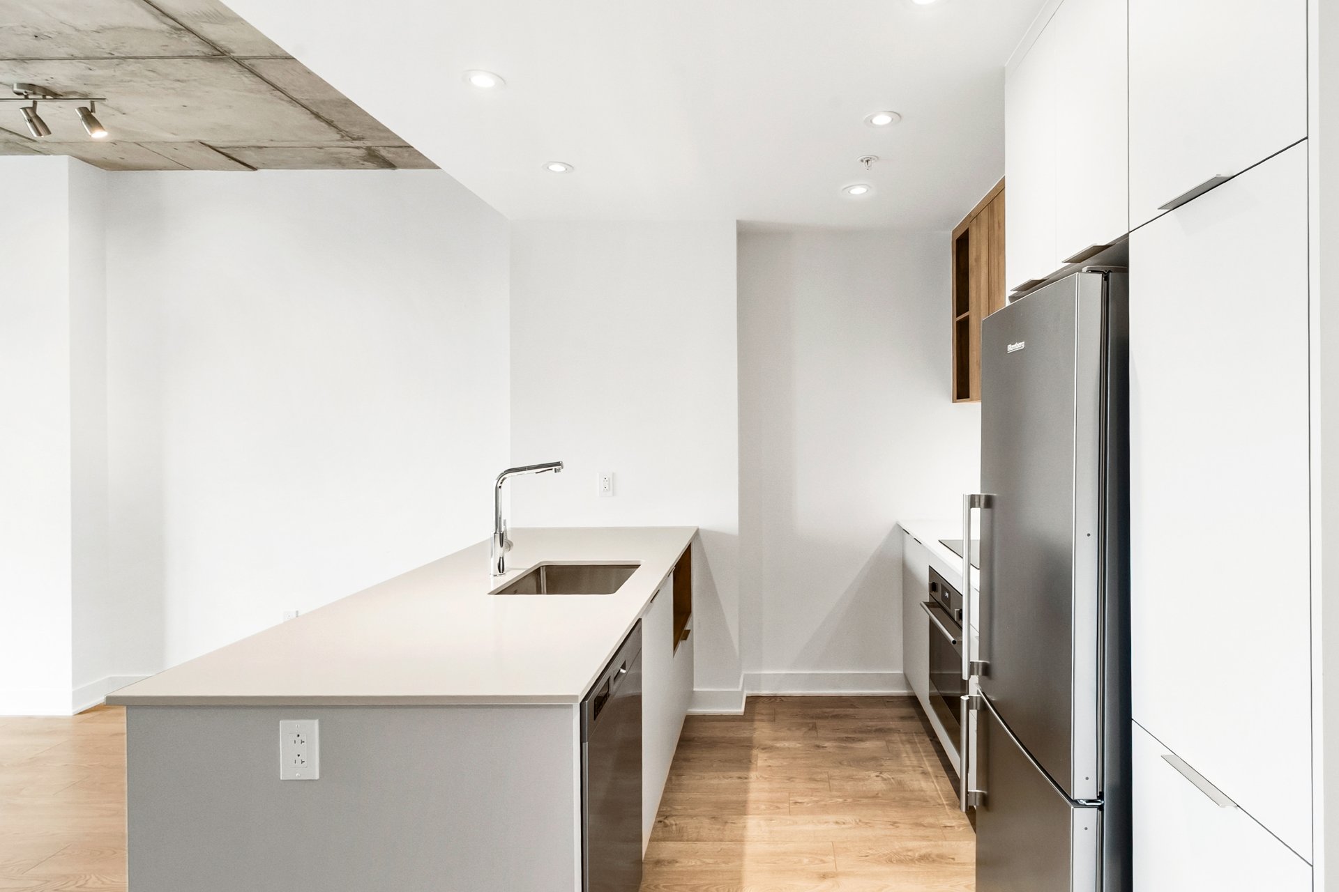 Condo — 5