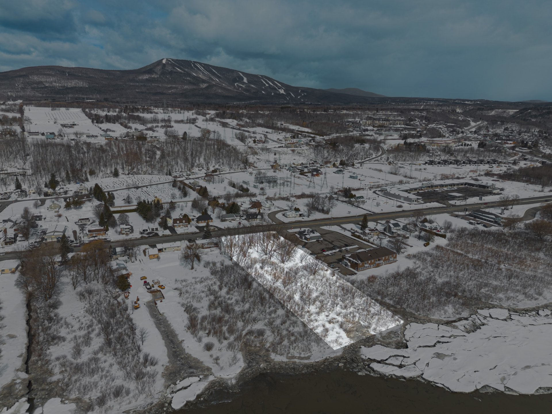 Photo 10 : Land, Sainte-Anne-de-Beaupré