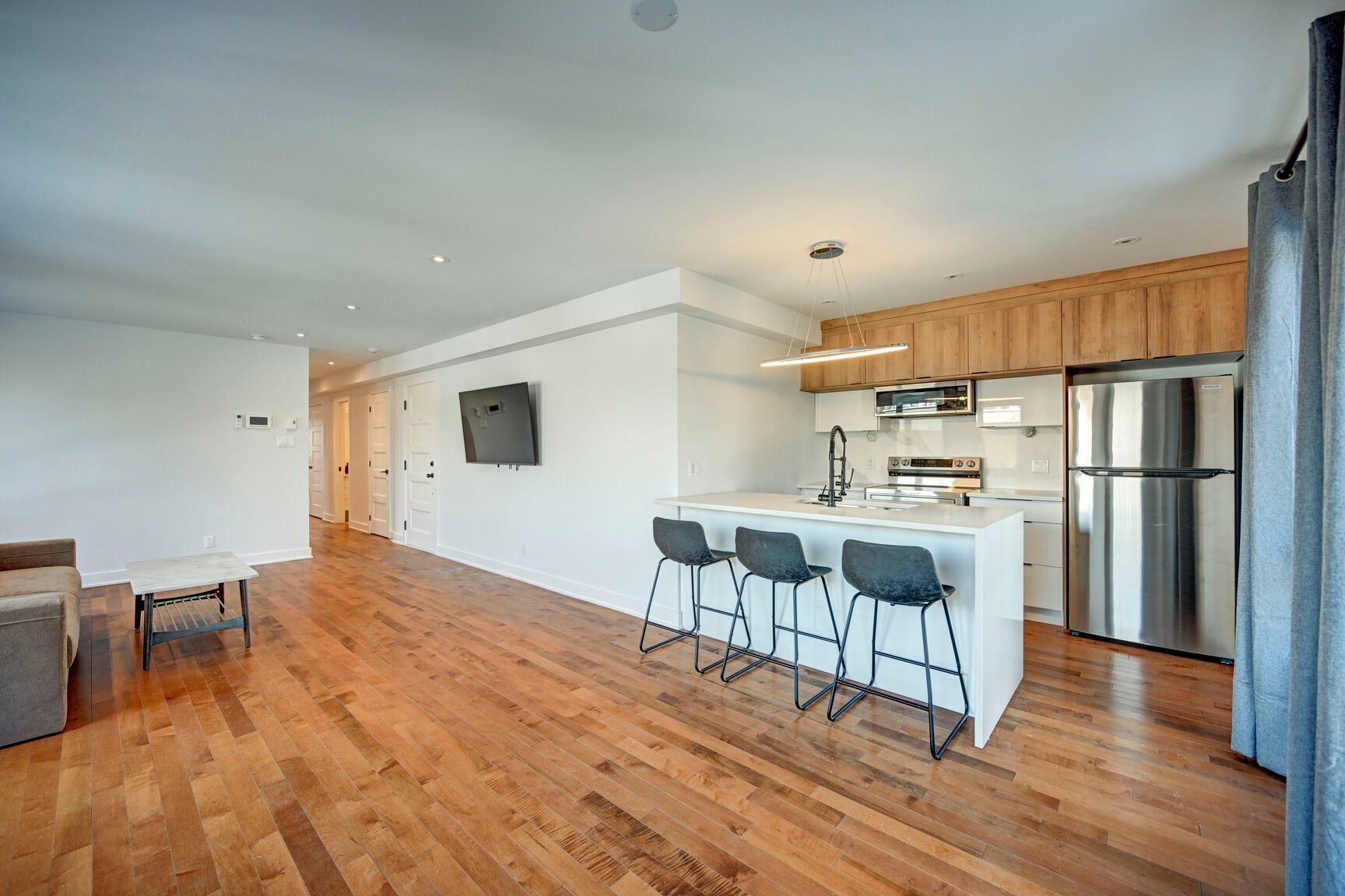 Condo — 3