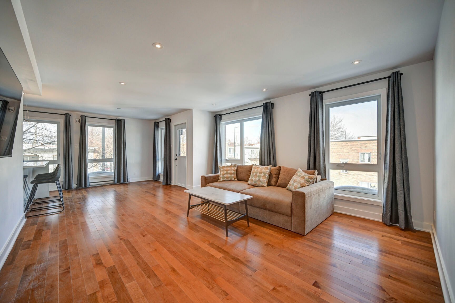 Condo — 5