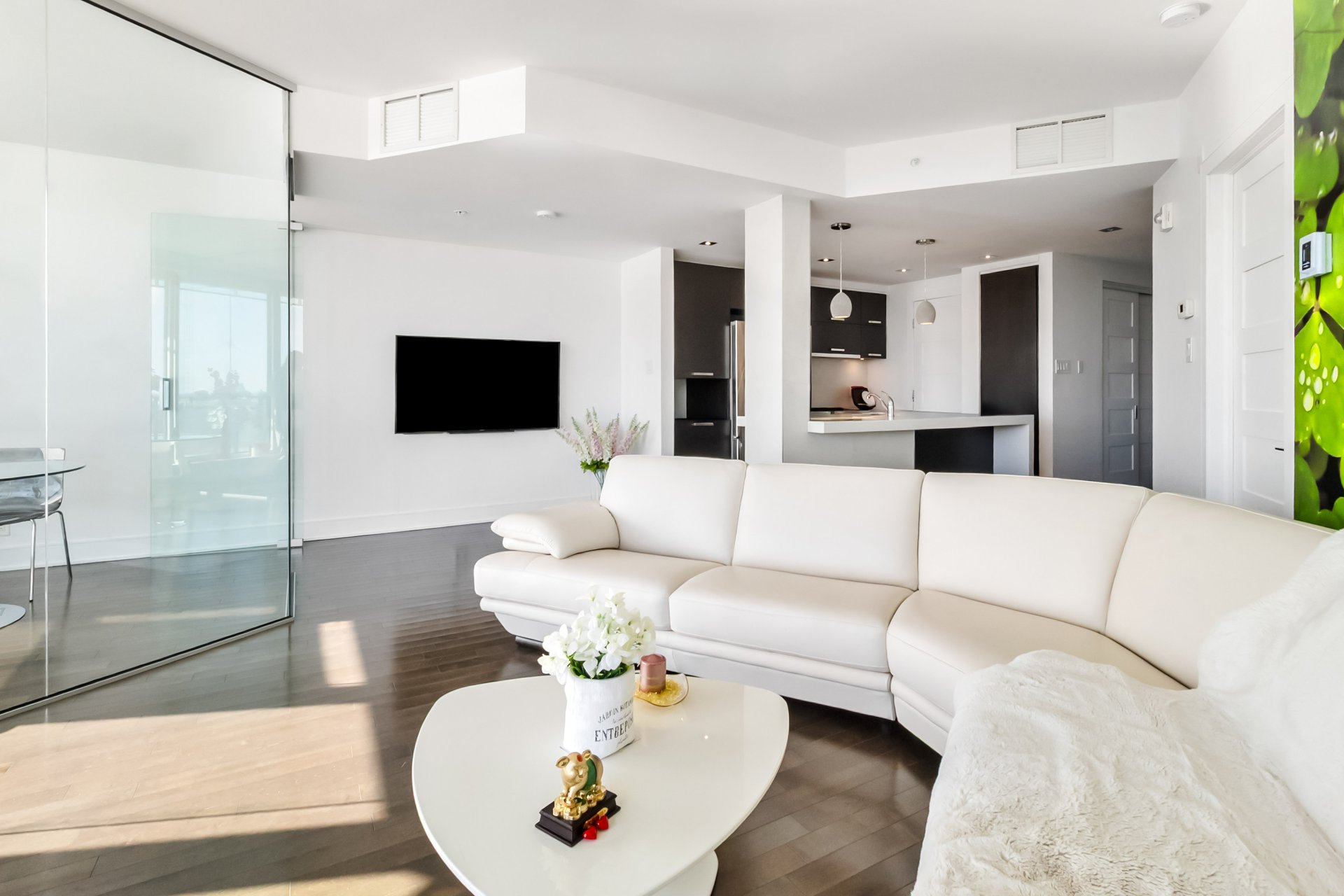 Condo — 14