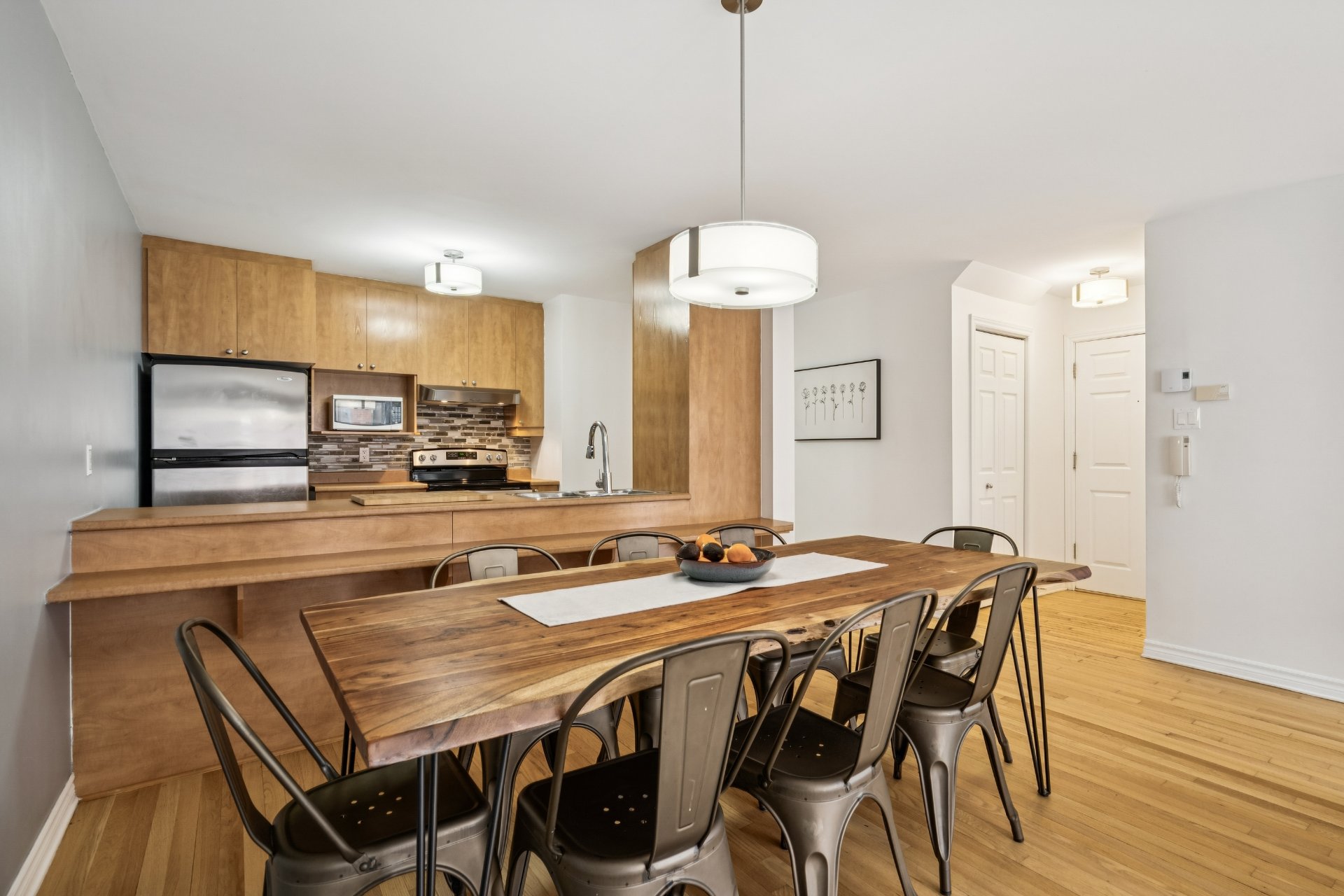Overall view – 1256, Rue Ste-Élisabeth, apt. 1