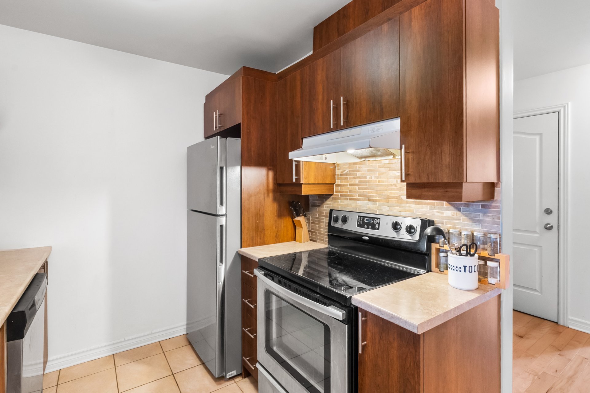 Condo — 8