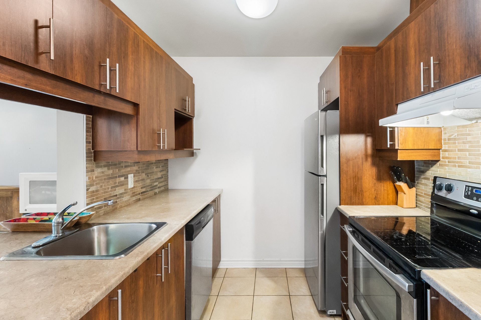Condo — 9