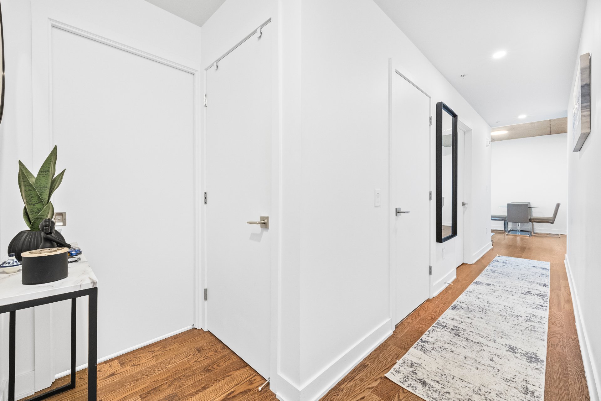 Condo — 10