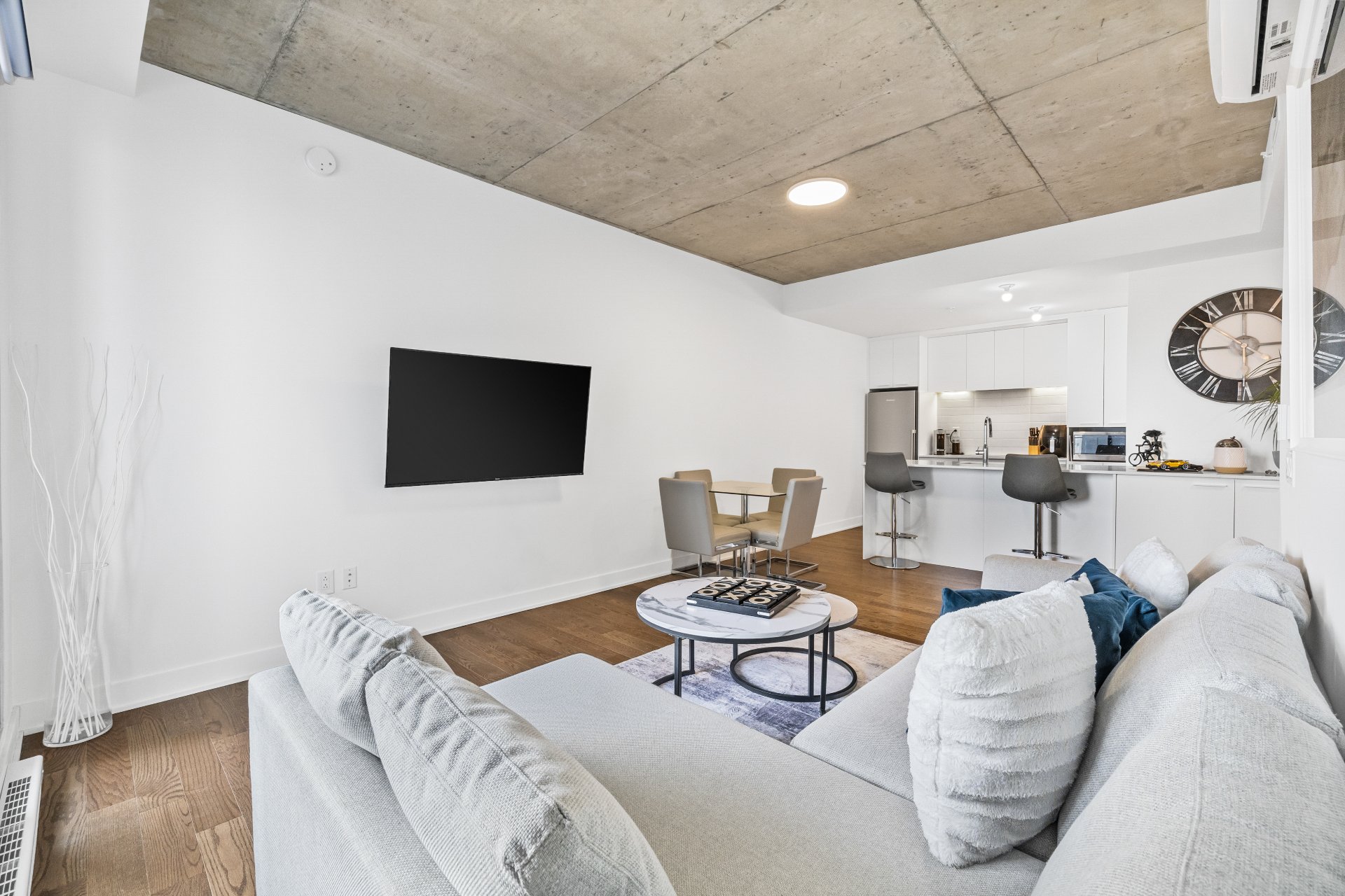Condo — 2