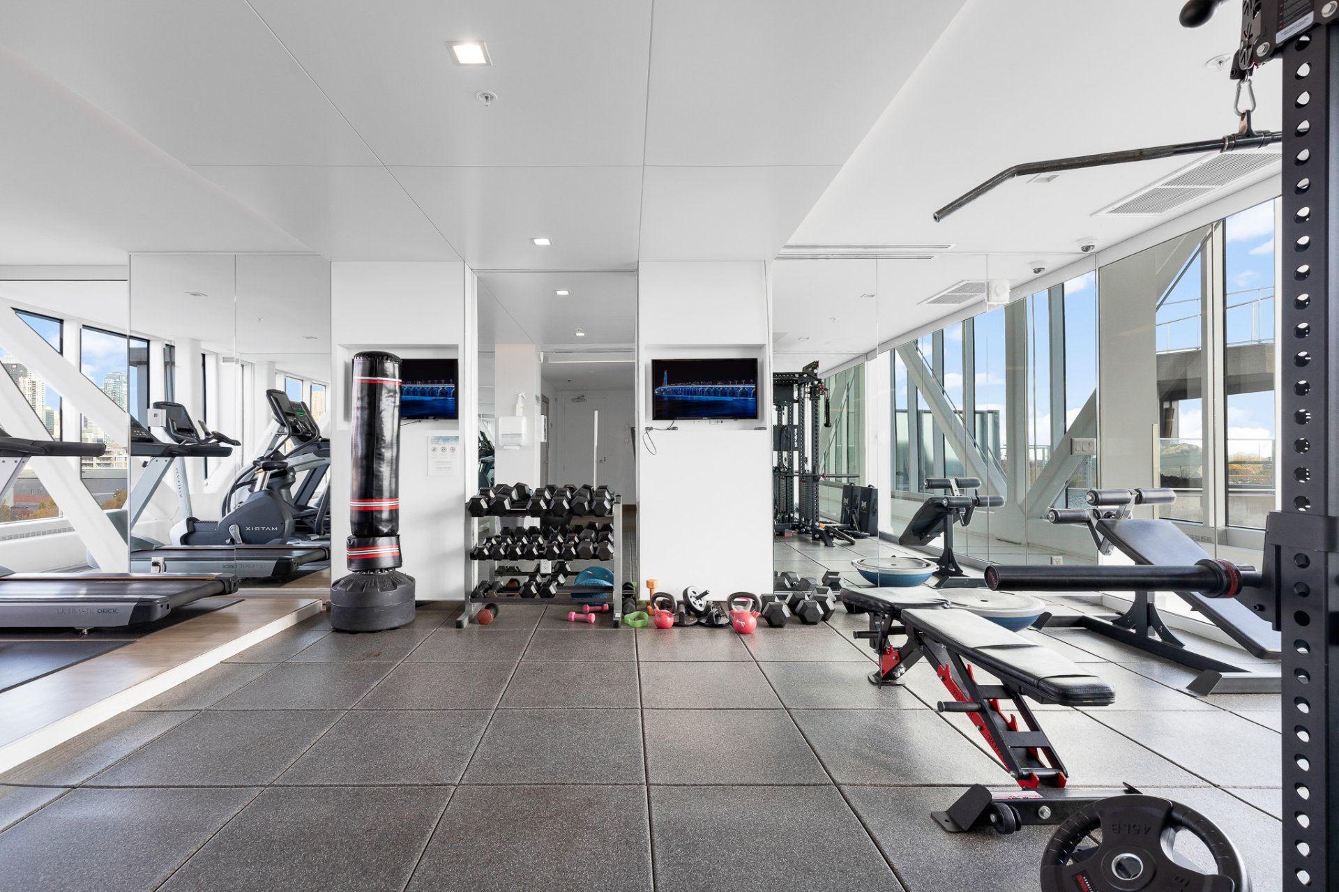 Exercise room – 2301, Rue St-Patrick, apt. B414