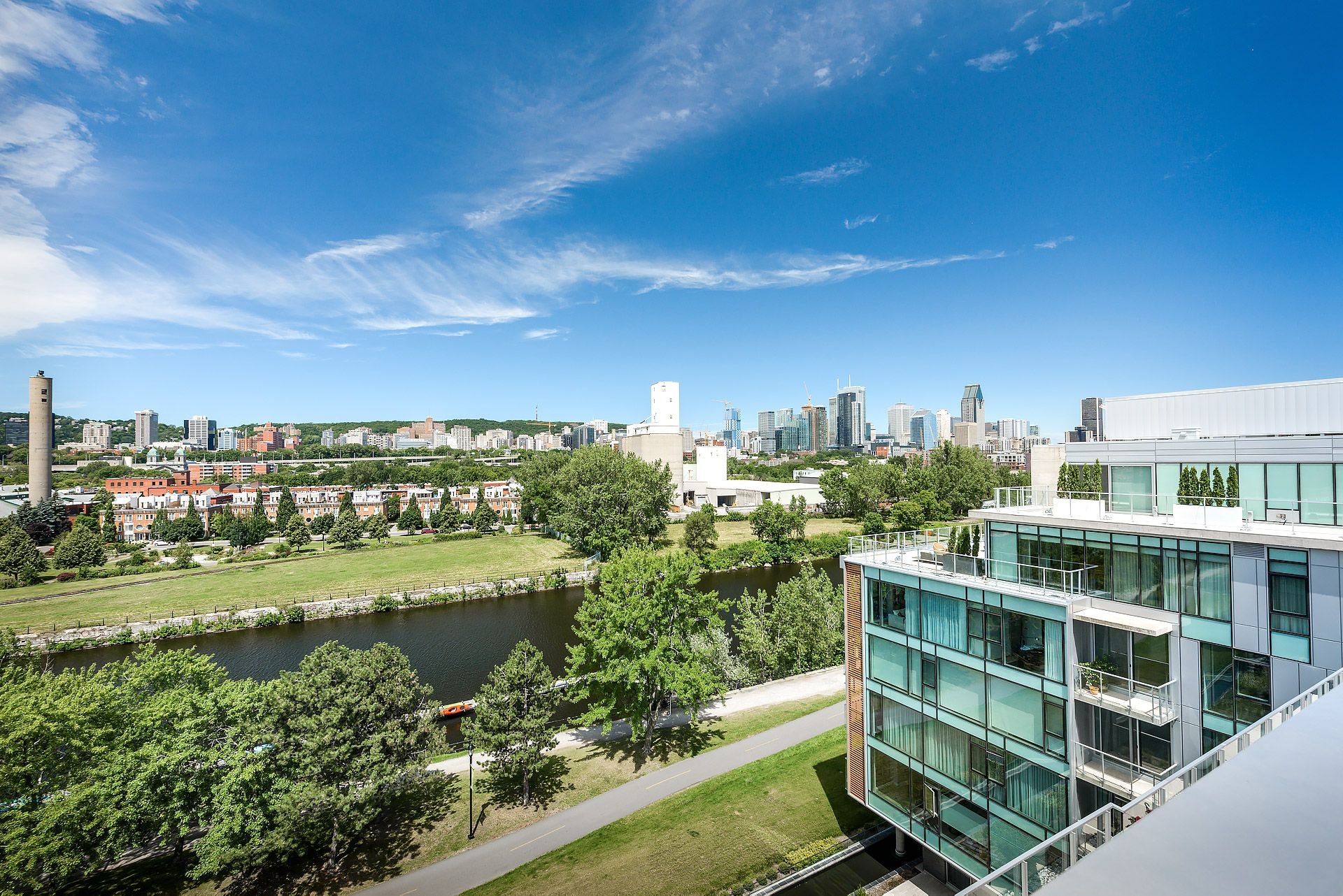 View – 2301, Rue St-Patrick, apt. B414