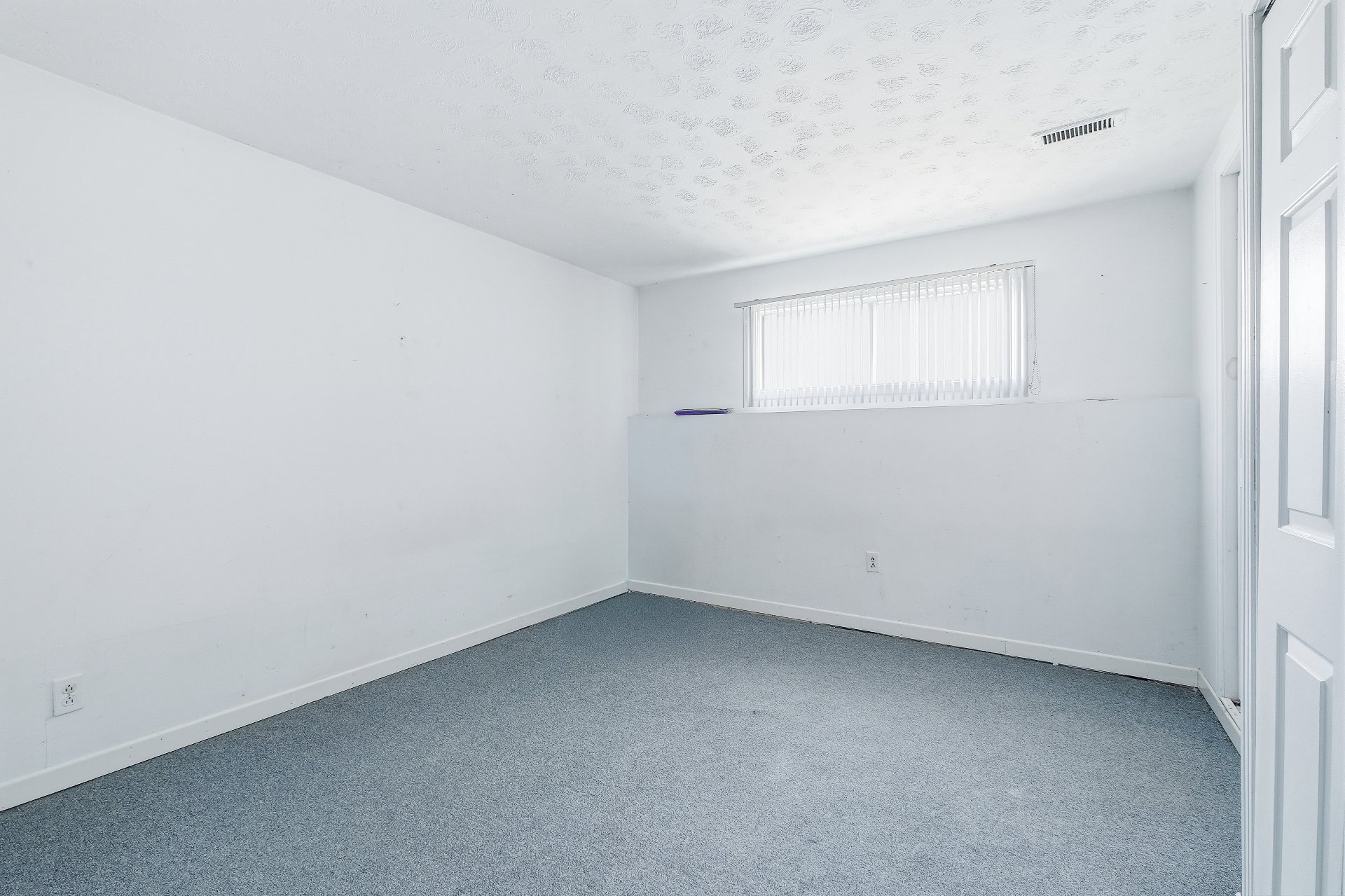 3380 Rue Latour J3Y4V9 miniature 22