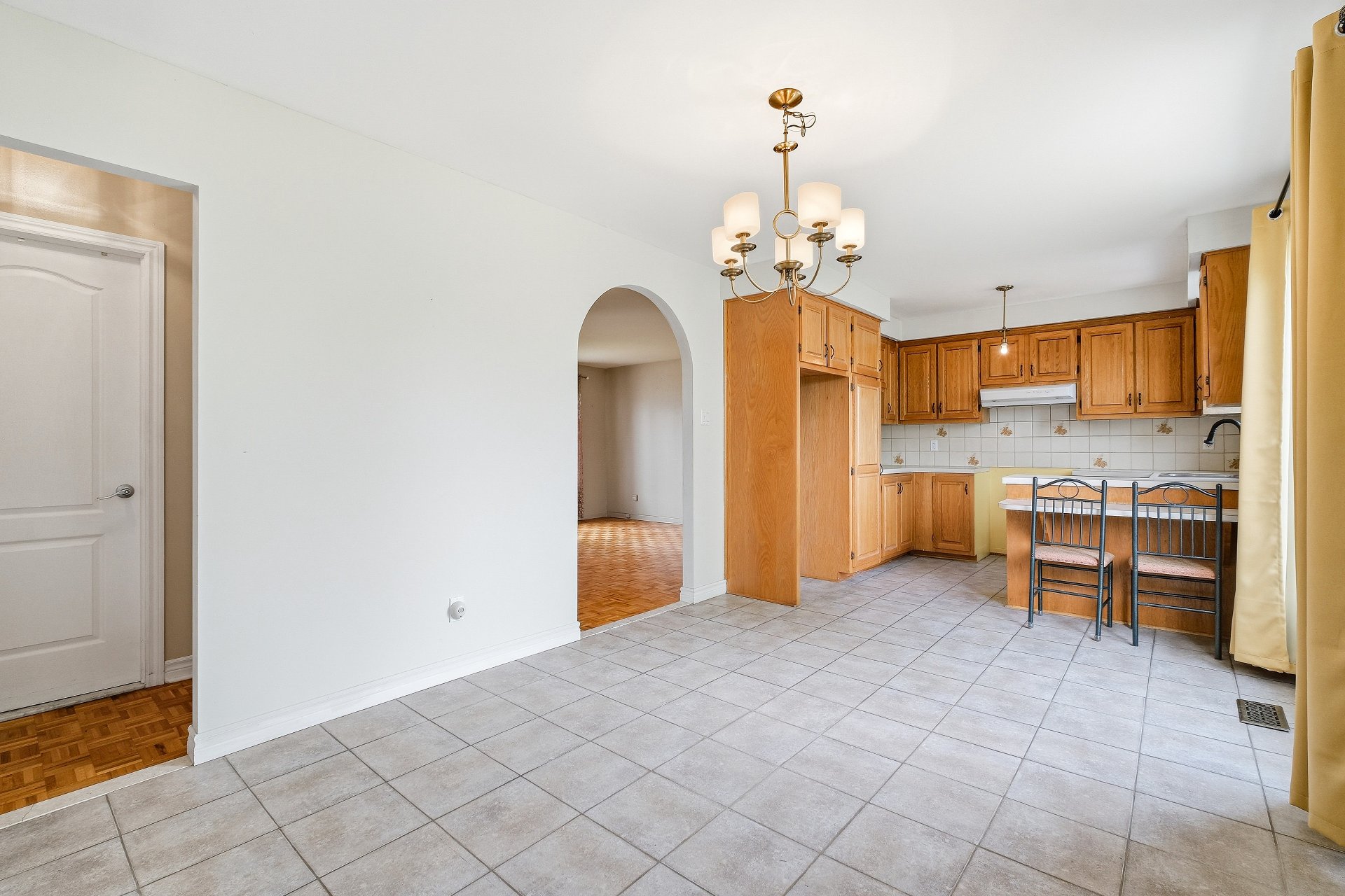 3380 Rue Latour J3Y4V9 miniature 11
